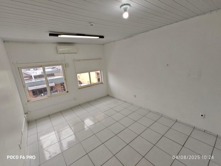Sala comercial no Centro Taquari RS