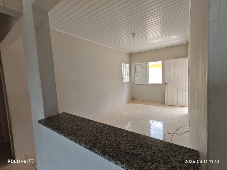 Belo imóvel Coqueiros 2 dorm