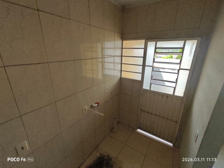 Belo imóvel Coqueiros 2 dorm