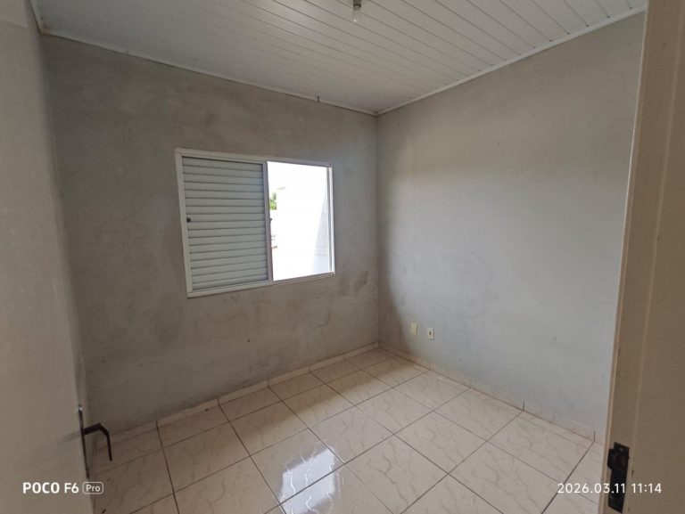 Belo imóvel Coqueiros 2 dorm