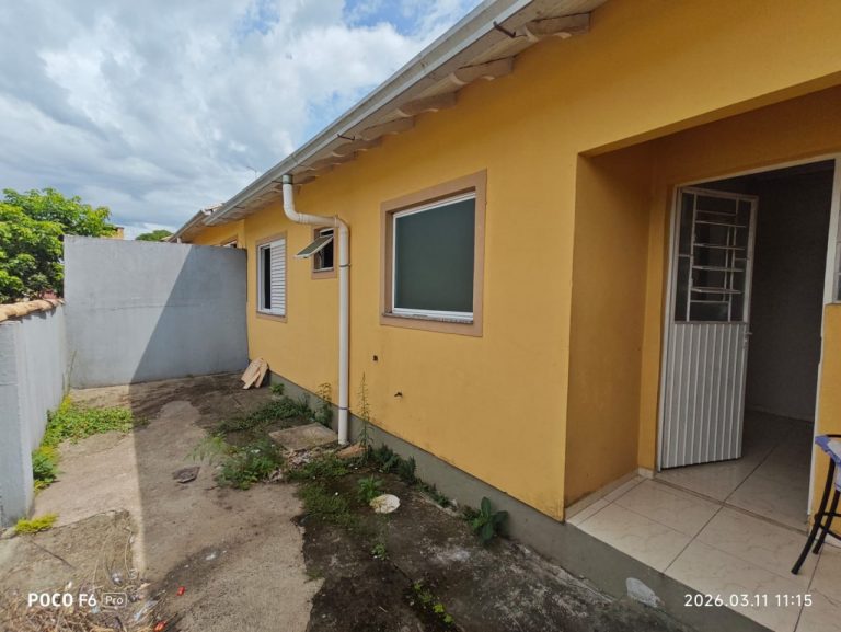 Belo imóvel Coqueiros 2 dorm